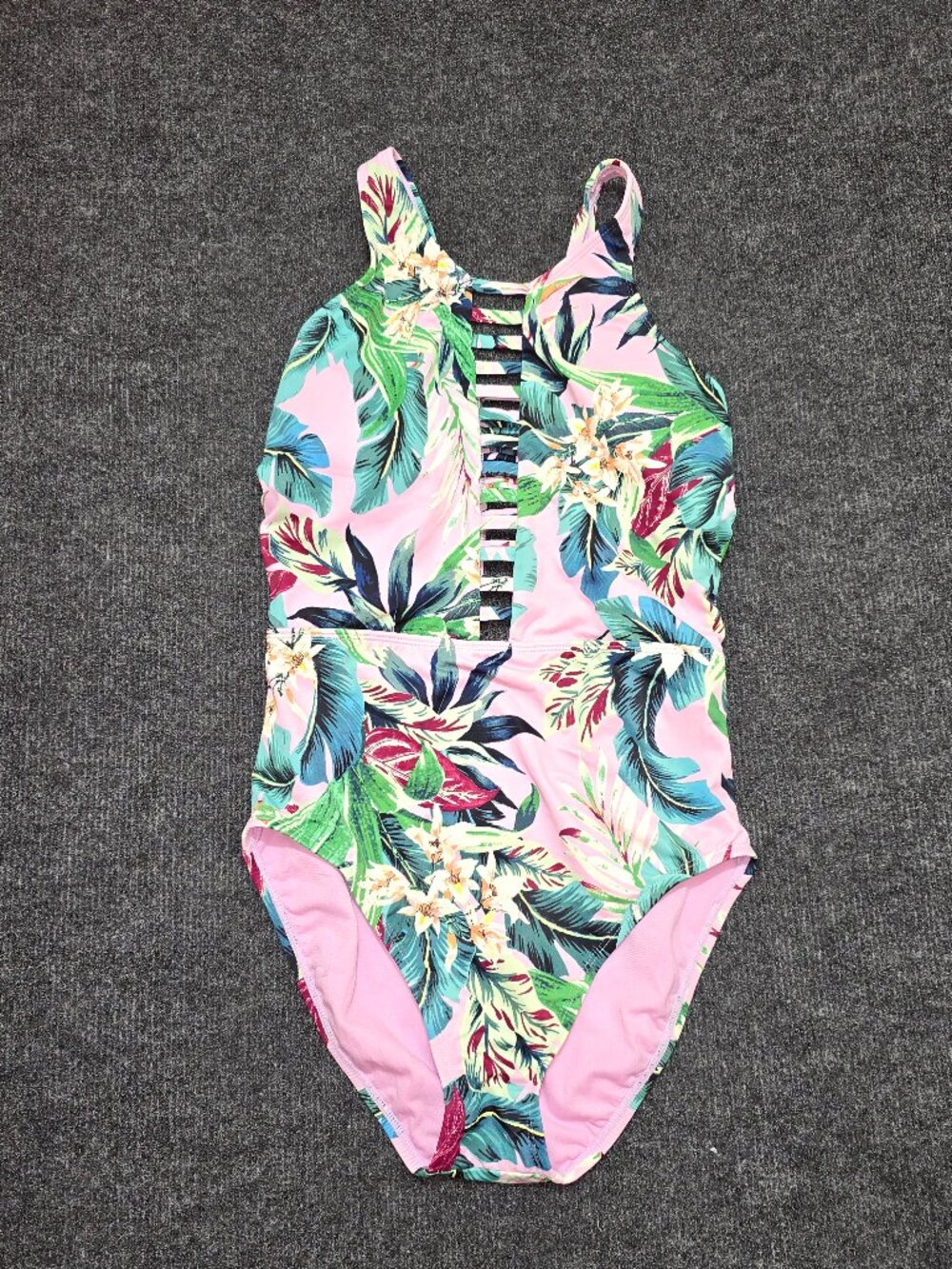 Beach Betty by Miracle Brands Tropical Floral One‑Piece Swimsuit Medium NWT